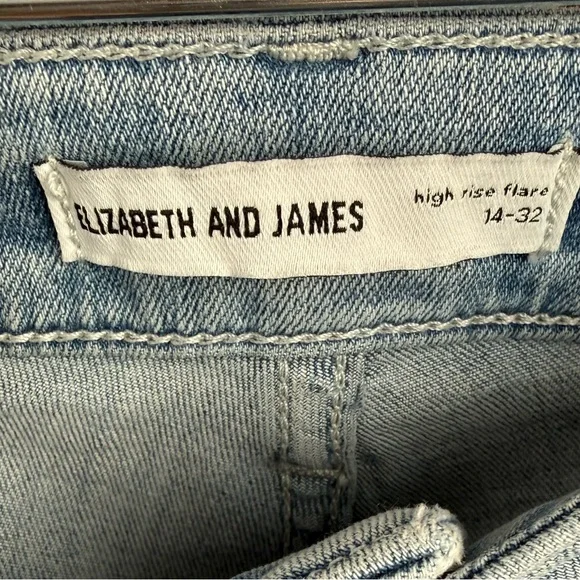 Elizabeth & James High Rise Flare Leg Jeans in Light Wash Size 14 - Picture 4 of 4